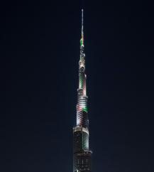 برج خليفة و إحتفالات العيد الوطني الإماراتي لعام 2013