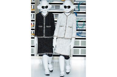 اجمل تصاميم CHANEL لصيف 2017