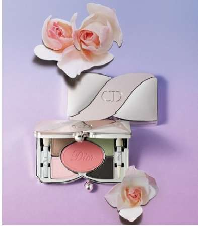 Lancôme و Dior لك في عيد الام!