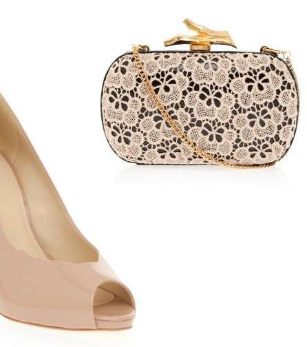 فستان من تصميم إيلي صعب وكلاتش من ماركيزا وحذاء ماركة Coye Nokes من Boutique 1