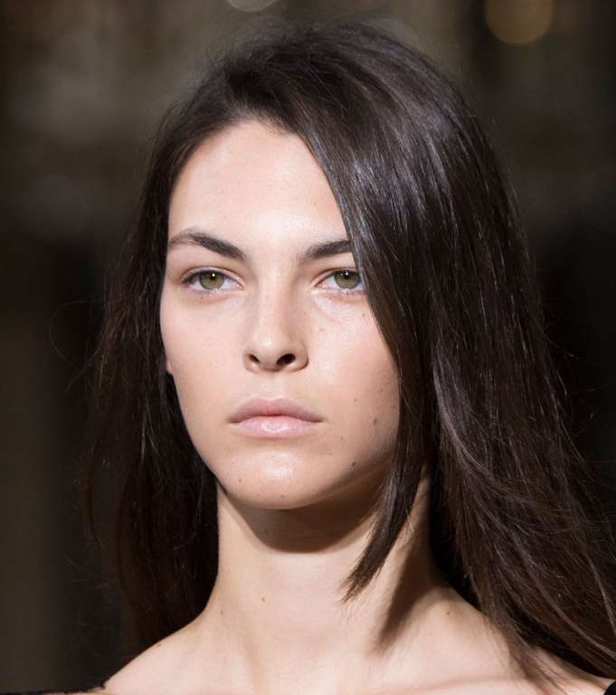 ماكياج البشرة مع Lanvin