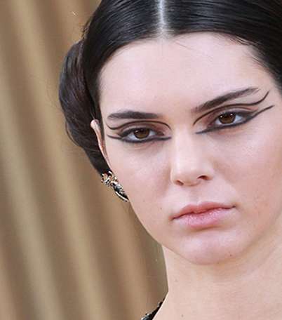 بالصور، ماكياج وشعر CHANEL في أسبوع الأزياء الراقية في باريس لصيف 2016
