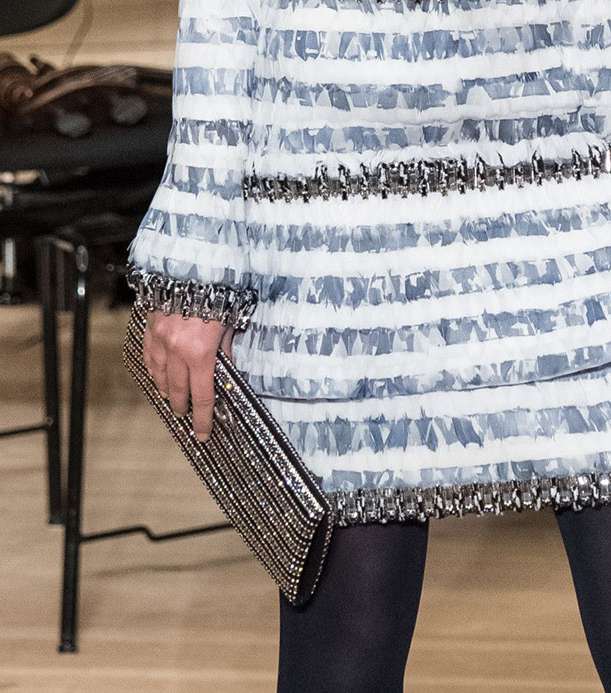 كلاتش الترتر من CHANEL Metiers d'art 2018