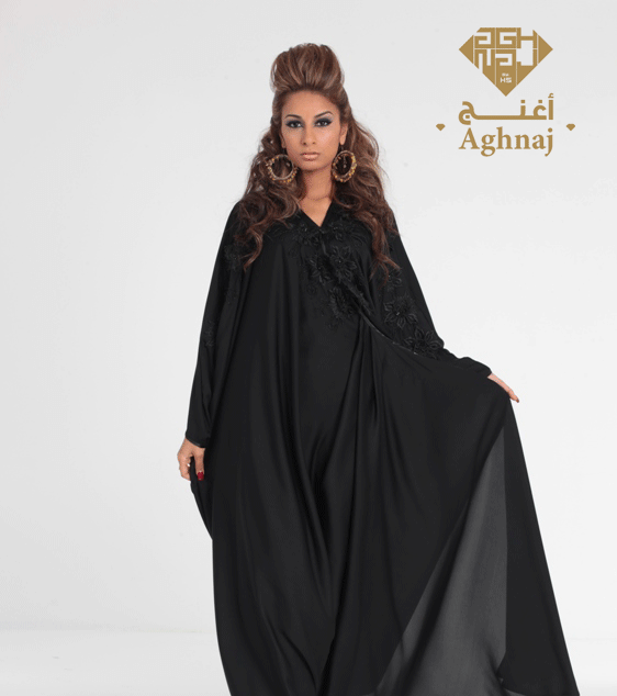الأسود يتربع على عرش الأناقة 
