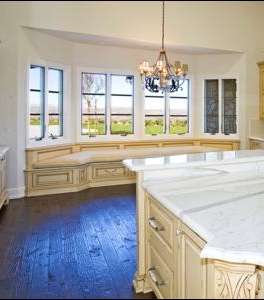 الأبيض يعنون مطبخ بريتني سبيرز 