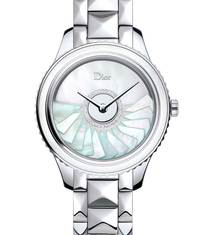 من أجمل ساعات ديور، ساعة DIOR VIII GRAND BAL “PLISSÉ SOLEIL”