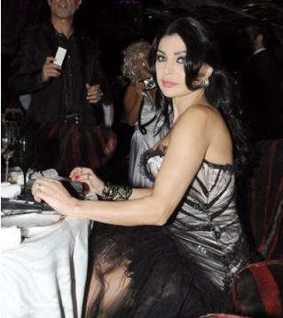 haifa-wehbe-roberto-cavalli-dubai-4
