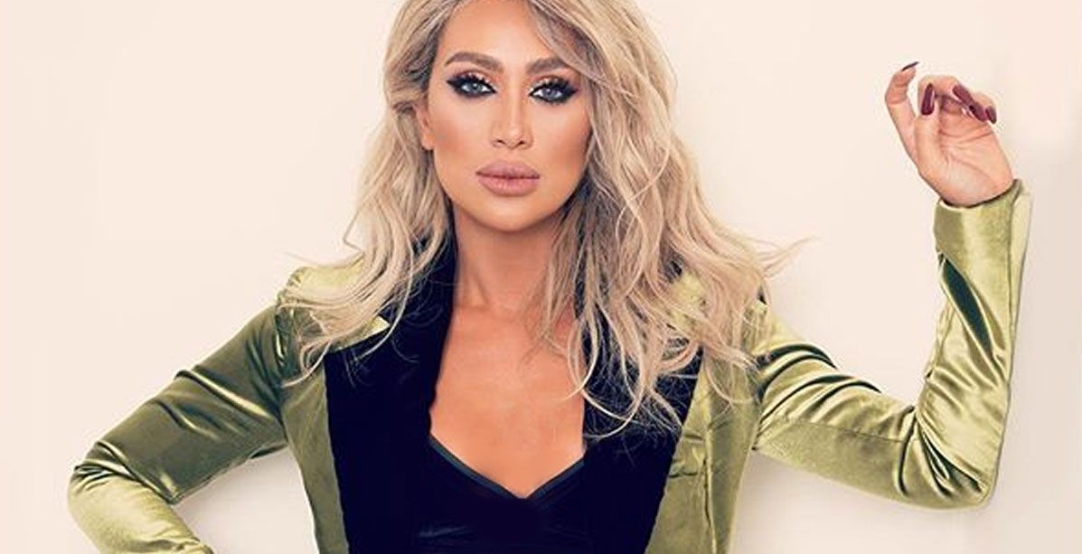 شعر أسود قصير وعينان قاتمتان: الصورة المسربة الاولى من طفولة مايا دياب!