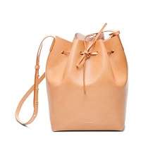 حقائب Bucket بحجمين مختلفين من Mansur Gavriel