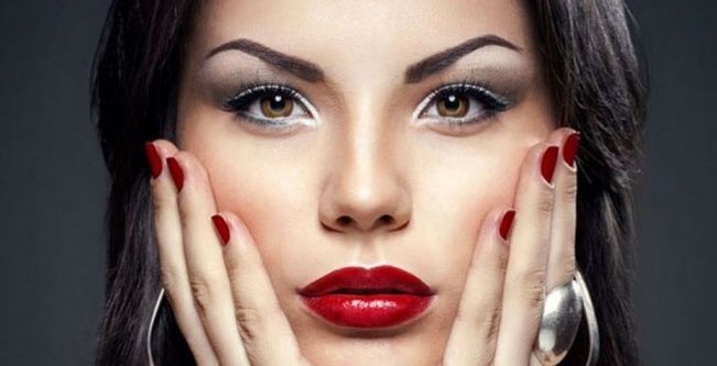 انواع مستحضرات تجميل نشك في فعاليتها