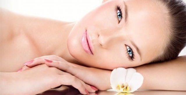 علاج احمرار الوجه | خلطات طبيعية لعلاج احمرار الوجه