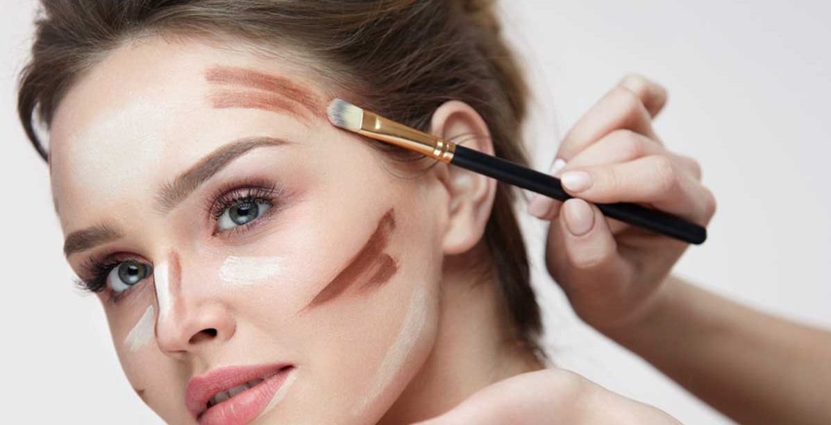 اخطاء في تطبيق كونتور الوجه تفسد مكياجك