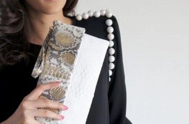 مجموعة عباءات  "سين سمية السويدي"