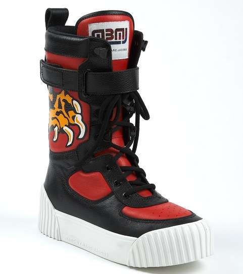 أحذية الـ Motocross مميّزة التصميم من Marc by Marc Jacobs