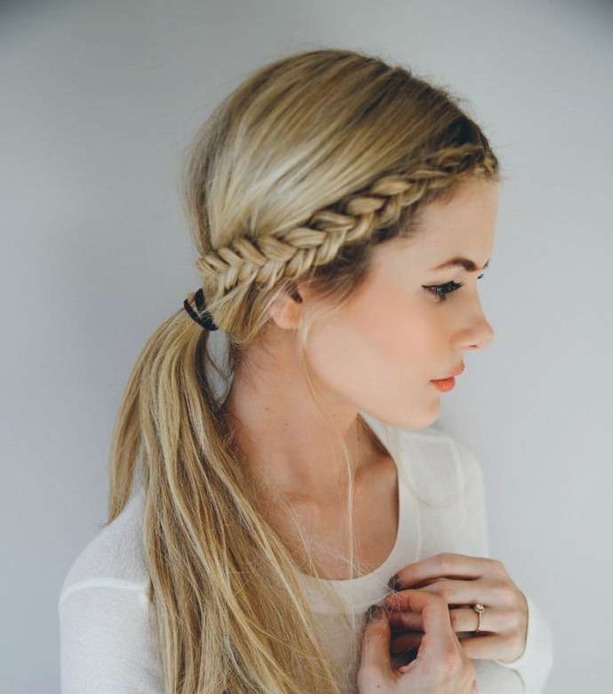 موديلات تسريحات شعر بسيطة وسهلة للبيت