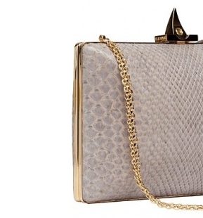 حقائب مميّزة من إيلي صعب