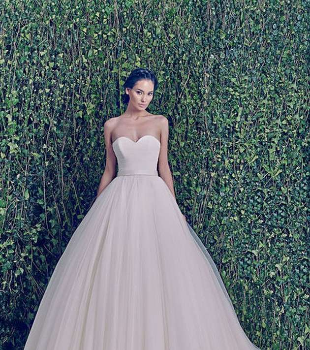  صور موديلات فساتين العروس