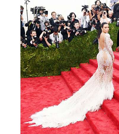 تعرفي على آخر أخبار كيم كارداشيان وPeter Dundas