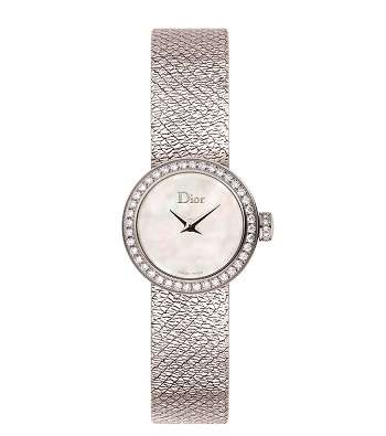 تعرفي على آخر صيحات موضة الساعات لهذا الموسم