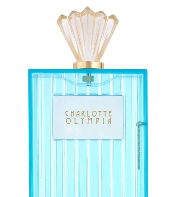 كلاتش على شكل زجاجة عطر من شارلوت أوليمبيا
