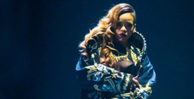 ريهانا في جولتها  Diamonds World Tour 