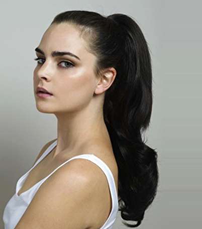 صور تسريحات تناسب الشعر المالس