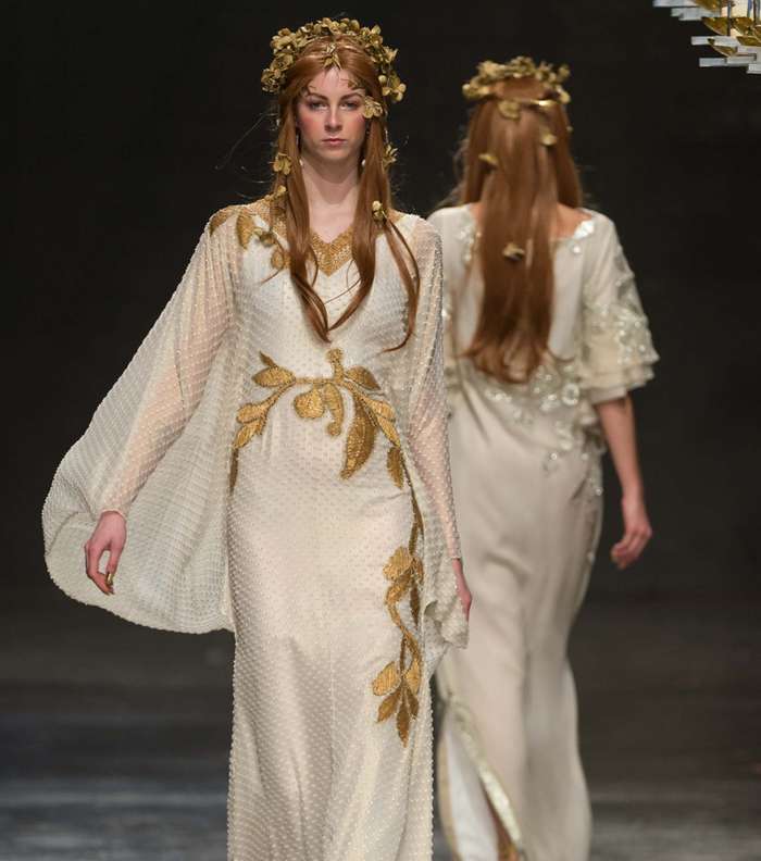 من انستقرام عبايات فخمة تخطف الأنفاس