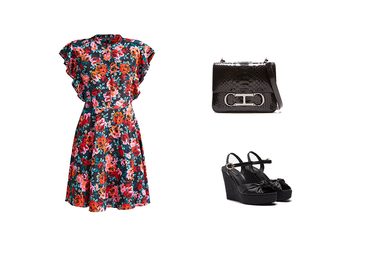 اللوك الأول بالفستان القصير المطبع