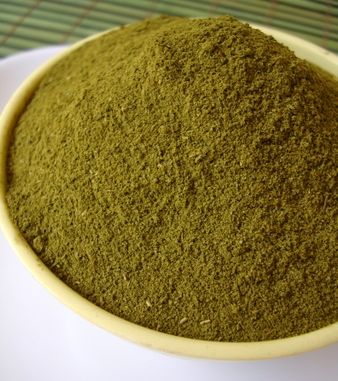 الخطوة الأولى: الحناء