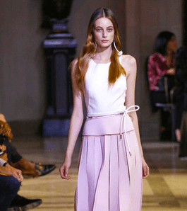 موضة التنانير متوسطة الطول من تومي هيلفيعر لصيف 2016