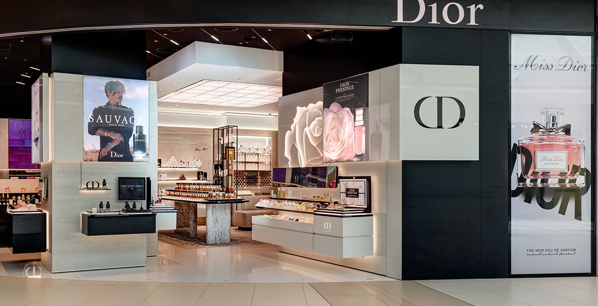 معرض جديد للعطور ومستحضرات التجميل من Dior في رد سي مول في جدّة