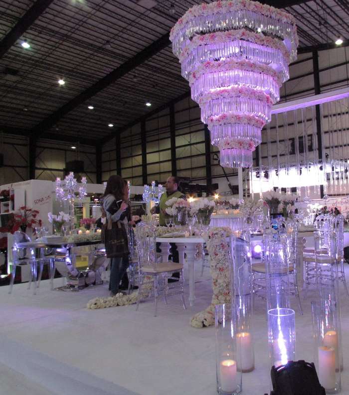 المعرض بهر الحضور بأكثر الديكورات الأنيقة 