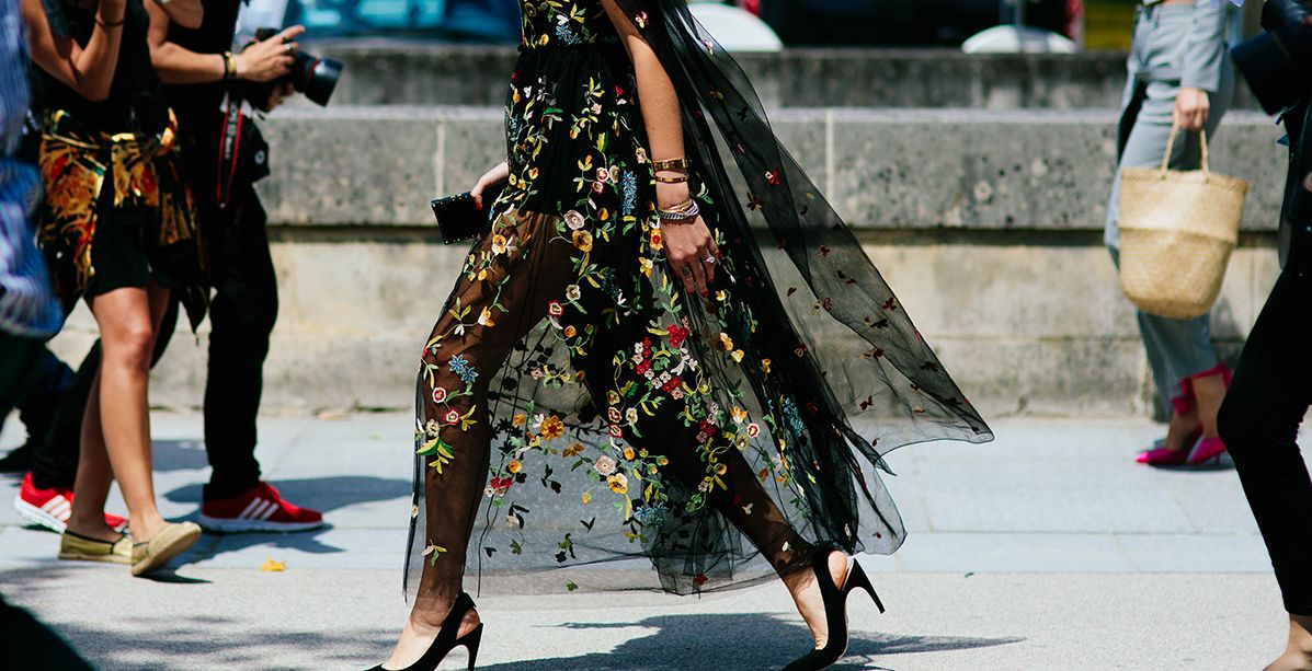 اكتشفي موضة الفساتين الرائجة هذا الموسم