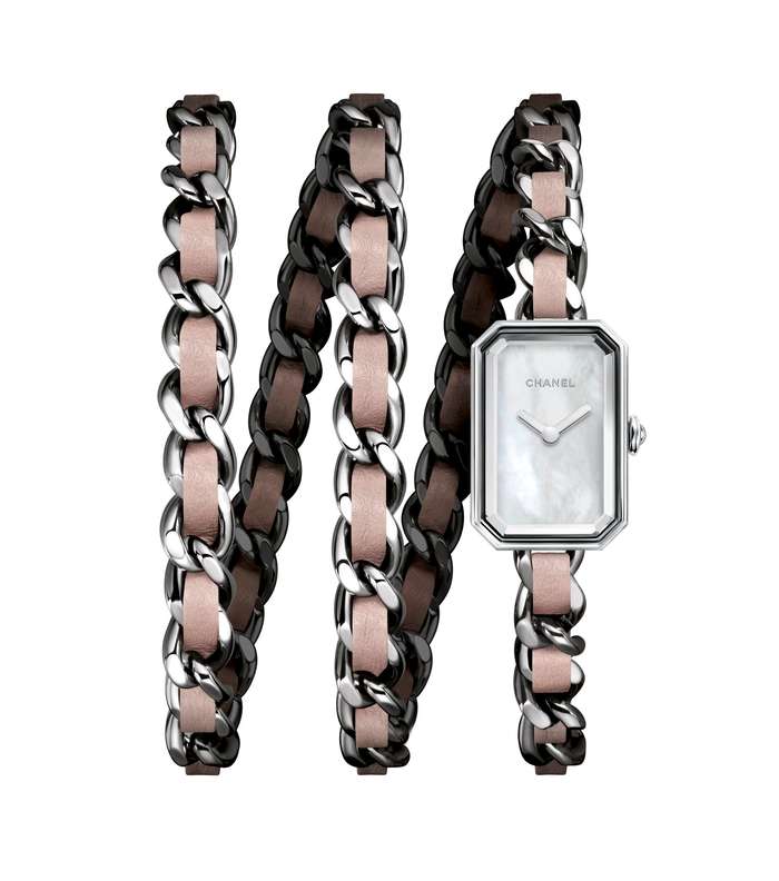 ساعة مميزة من CHANEL بسوار زهري