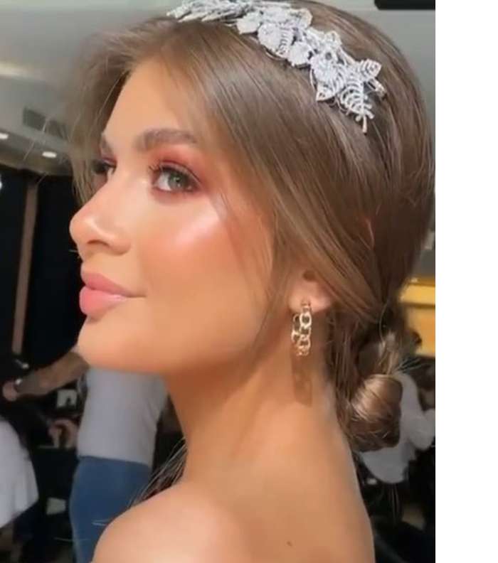 تسريحات زواج للشعر القصير