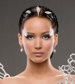 صيمة الضفائر تتصدر إطلالات جينيفر لورنس 