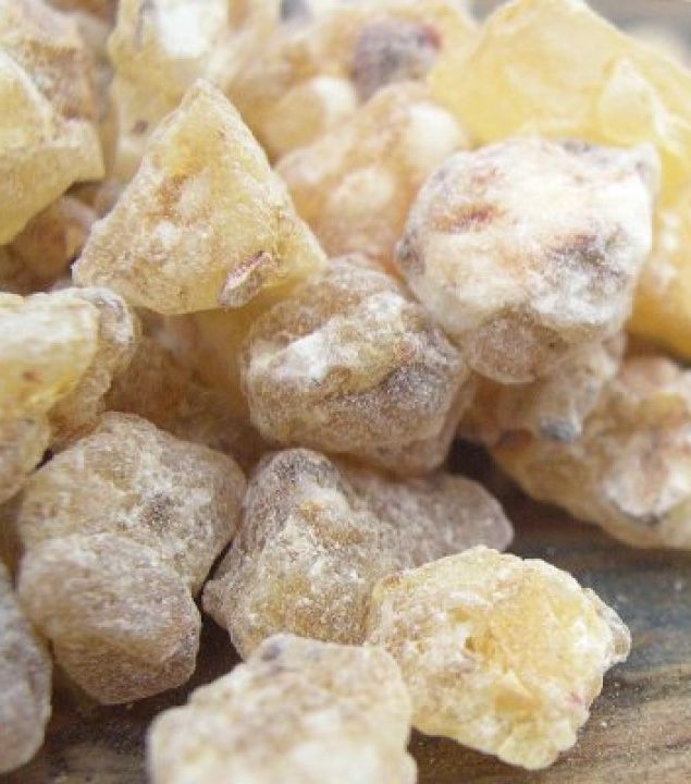 يساعد المر على تفتيح لون البشرة