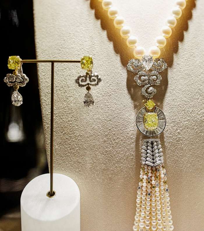 مجوهرات رائعة تعرضها علامة شوميه في الصين