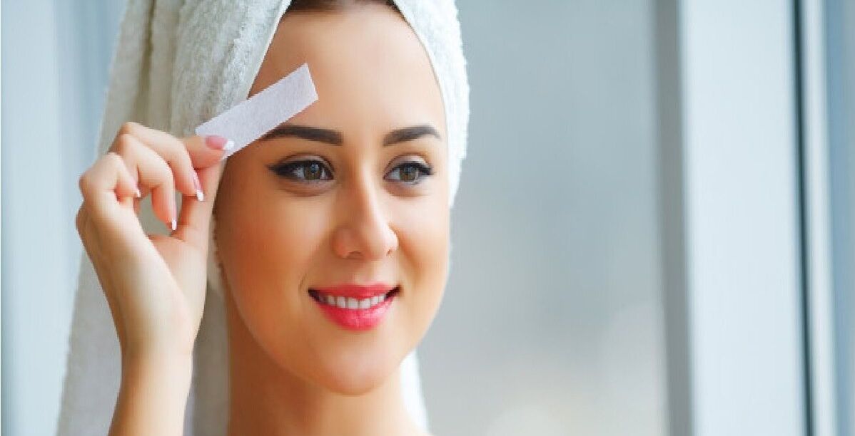 طريقة ازالة شعر الوجه بالشمع