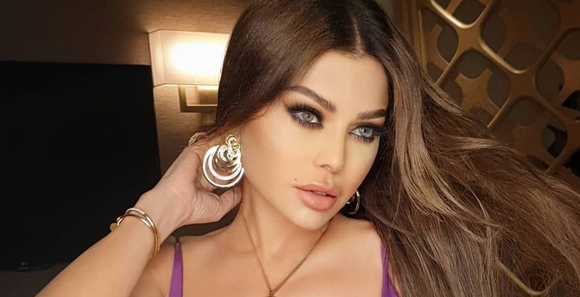 فيديو معجب يسحب هيفاء وهبي عن المسرح والأمن يتدخل