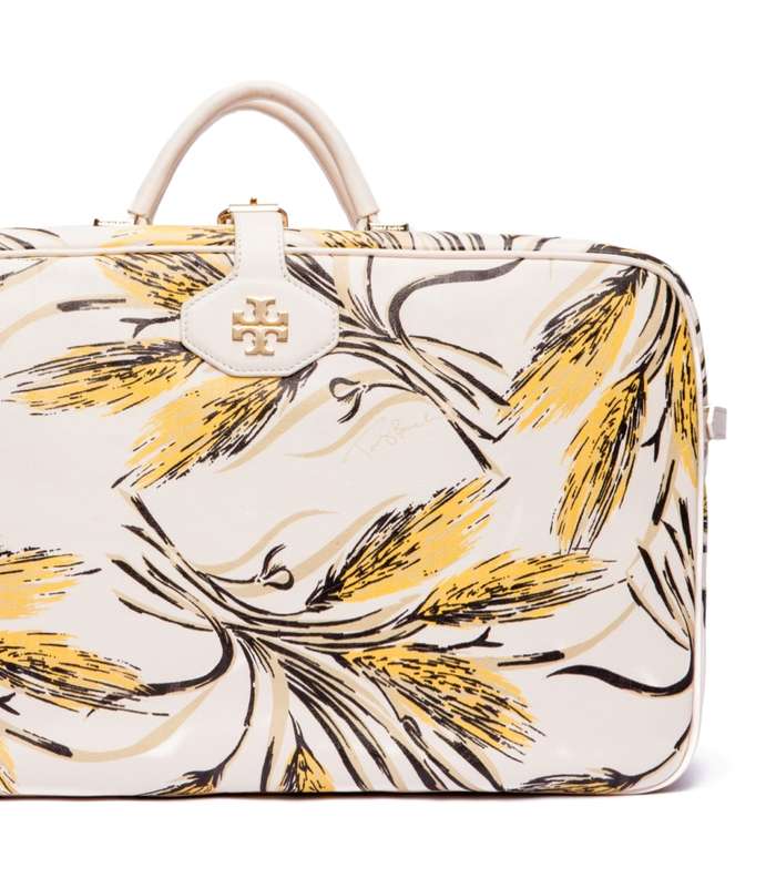 من tory Burch، اختاري حقائبك مطبّعة لربيع 2013
