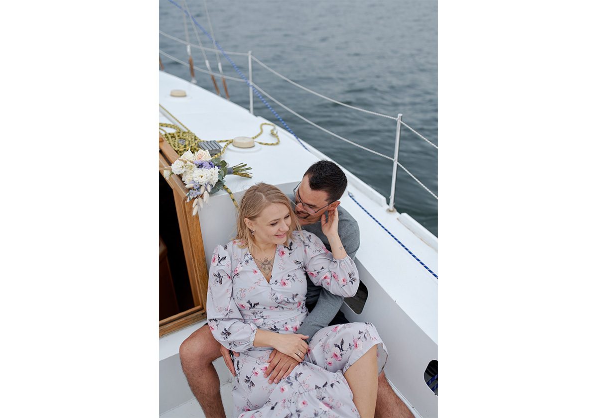 خطوات اساسية تجعل زوجك يحبك اكثر في شهر العسل