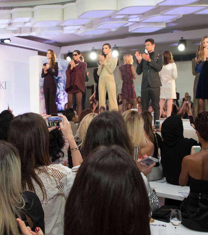 سوارفسكي تقدّم عرض أزياء مميّز لمجموعة خريف وستاء 2015/2016