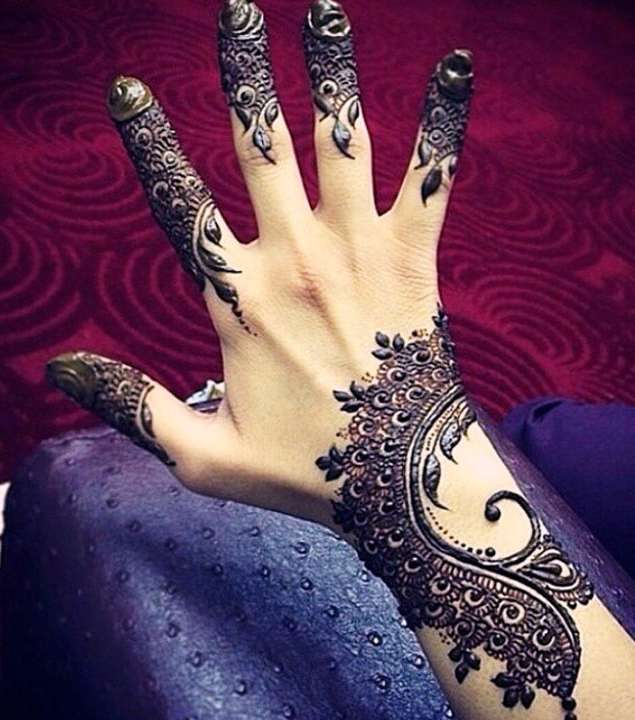 اجدد نقش حناء اماراتي للعرايس