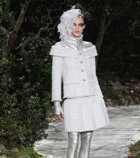 إطلالة 3 من مجموعة Chanel للازياء الراقية لربيع 2013