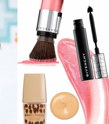 إطلالة ناعمة لكيم كارداشيان