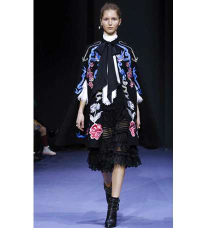 مجموعة ازياء تمبرلي لندن لشتاء 2017