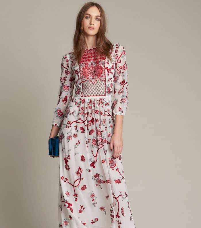 موضة الفستان المطبع بالاسلوب البوهيمي من مونيك لوييه