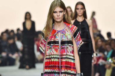 صور فساتين روبرتو كفالي الجديدة