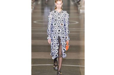 تصاميم مميزة من كريستوفر كاين لصيف 2017